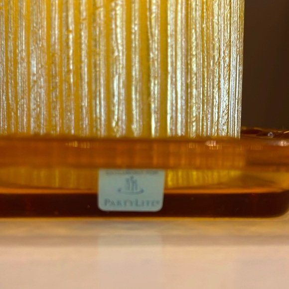 🍁CANDLE SHADE SET🍁PARTY LITE AMBER GLASS SHADE W/ GLASS BASE VINTAGE EUC - Picture 4 of 7